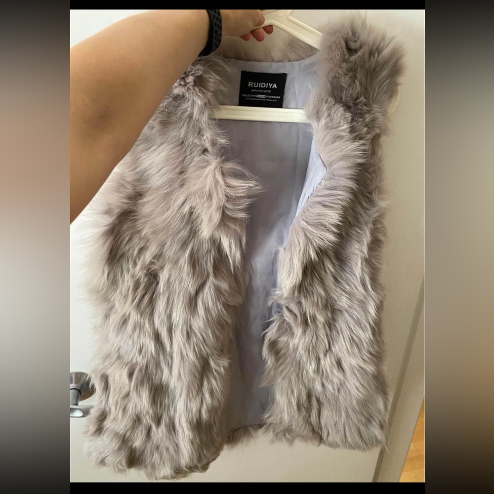 Real fox vest Lilian or grey color super soft